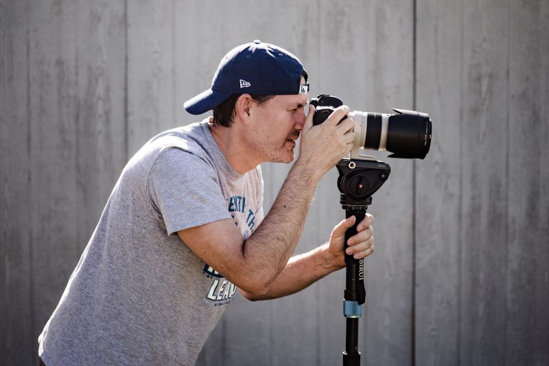 best monopods for photographers feature 01 sl