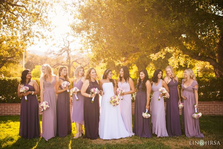 Bridesmaid Poses